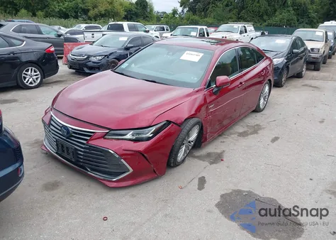 2020 Toyota Avalon Hybrid Limited z USA, uszkodzony, nr VIN 4T1D21FB9LU018645